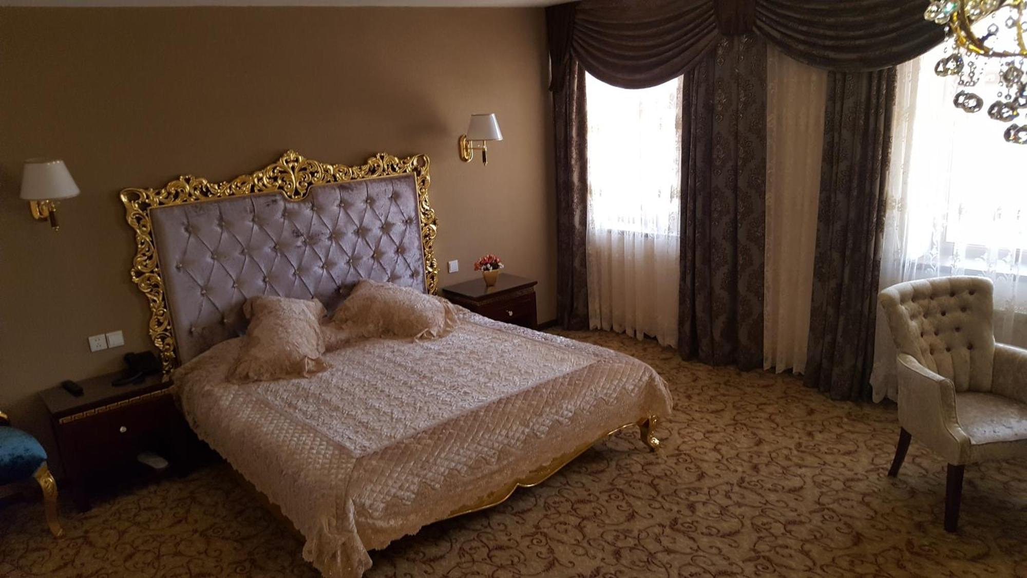Emirhan Hotel Samarkand Exterior photo